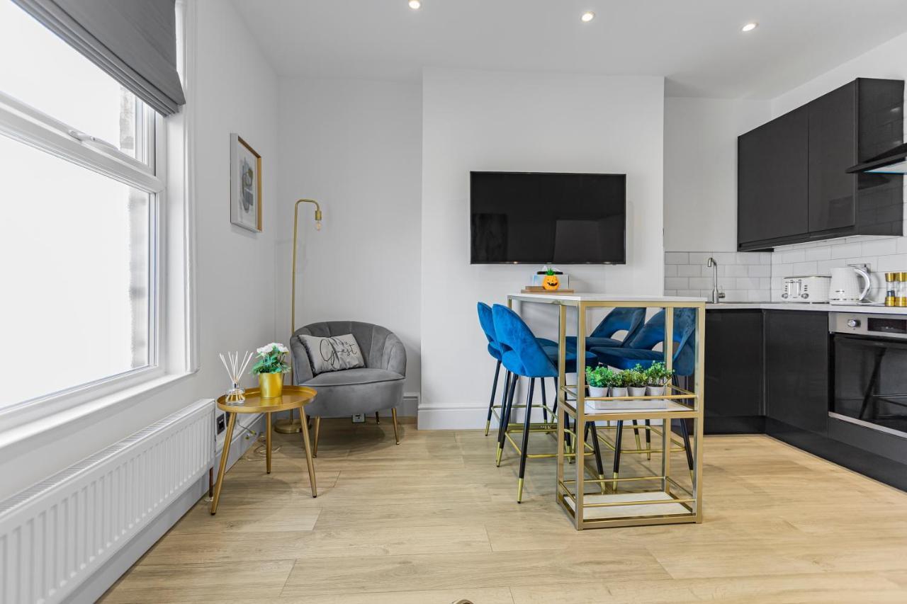 Modern 3 And 2 Bedroom Apartment In Maida Vale Londen Buitenkant foto