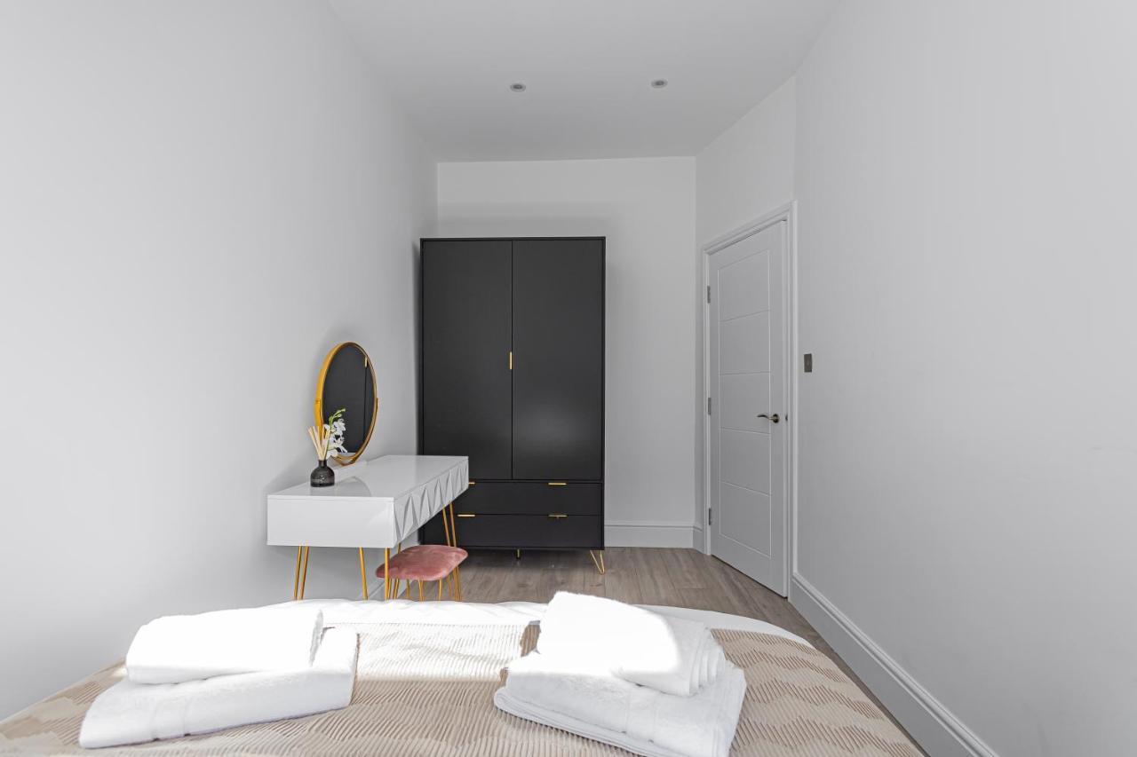 Modern 3 And 2 Bedroom Apartment In Maida Vale Londen Buitenkant foto